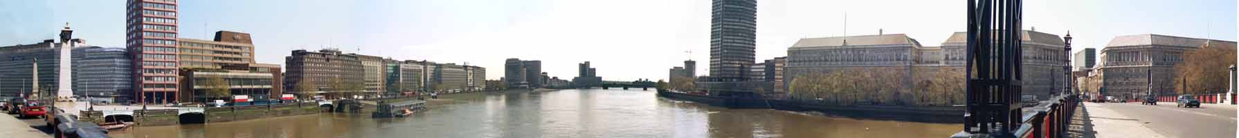 photo of lambeth bridge