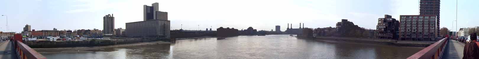 photo of vauxhall bridge